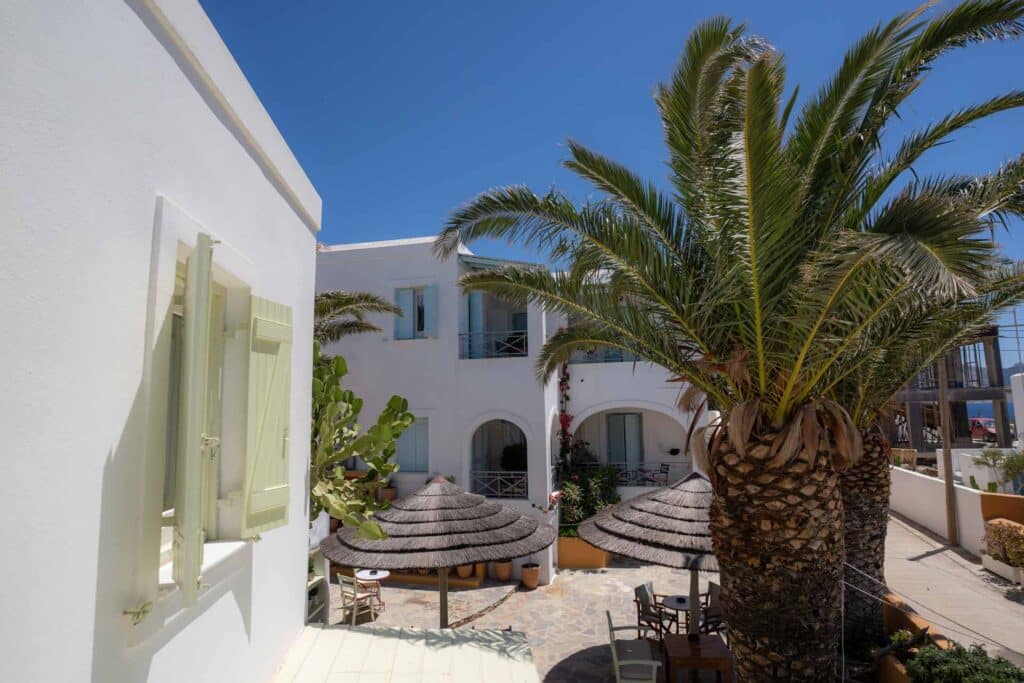 places-to-stay-in-koufonissia-general-2 svg+xml;charset=utf