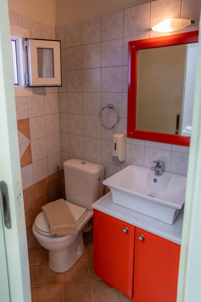 places-to-stay-in-koufonissia-split-level-apartment-19 svg+xml;charset=utf