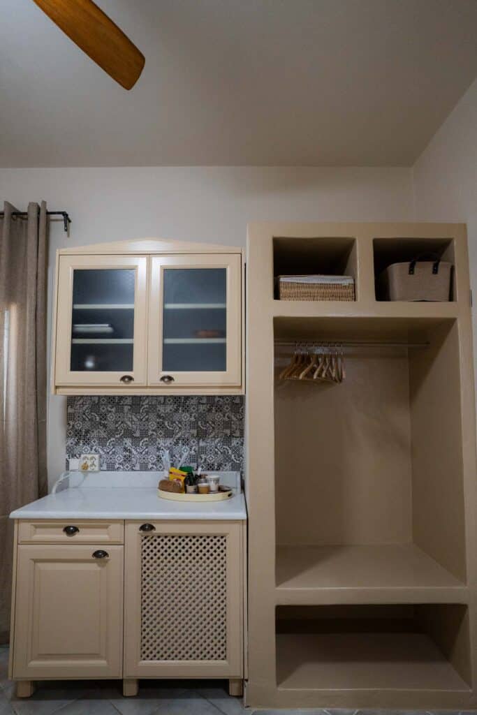 places-to-stay-in-koufonissia-standard-double-room-10 svg+xml;charset=utf