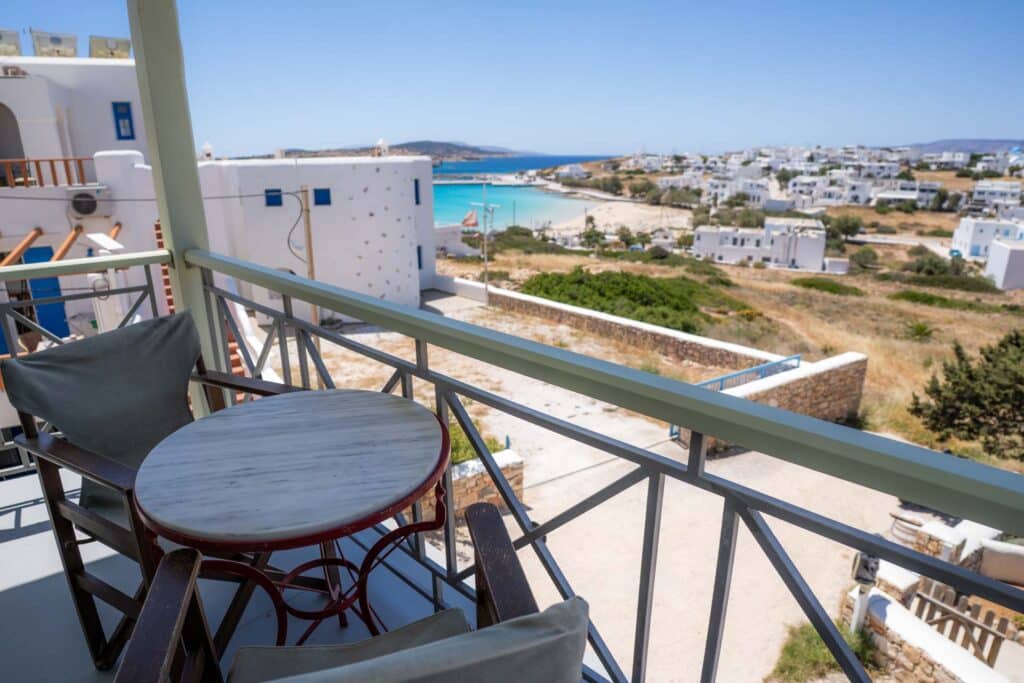 places-to-stay-in-koufonissia-top-floor-apartment-6 svg+xml;charset=utf